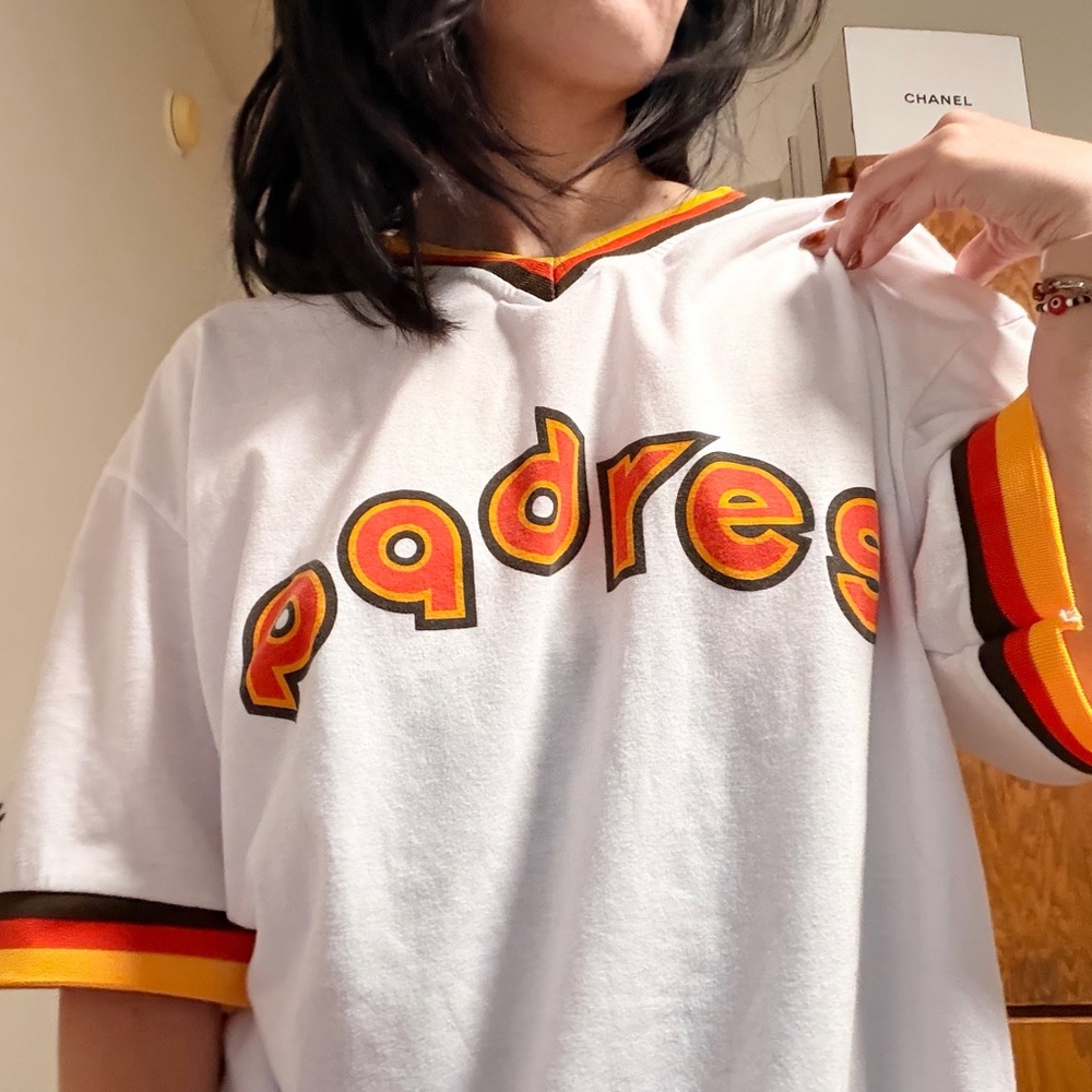 Awesome Tony Gwynn 1984 San Diego Padres Retro Jersey Shirt Click Up XL